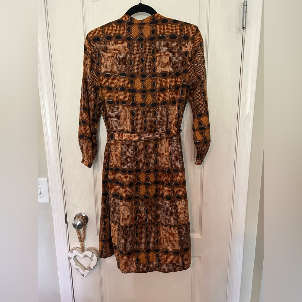 🎉 Host Pick 🎉 Burberry Brit Elegant Brown Patterned Dress - Picture 5 of 8